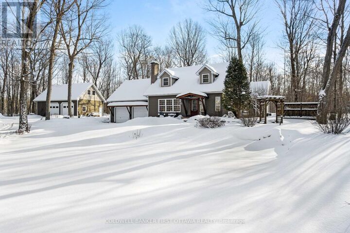 Property Photo:  99 Old Kingston Road  ON K0G 1L0 