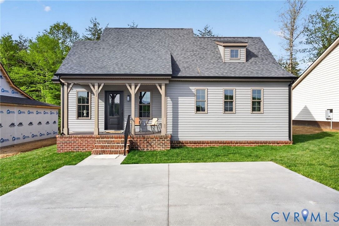 Property Photo:  211 Zion Drive  VA 23901 