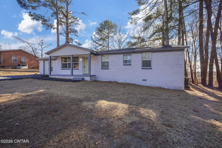 Property Photo:  50 Sherwood Lane  TN 38305 