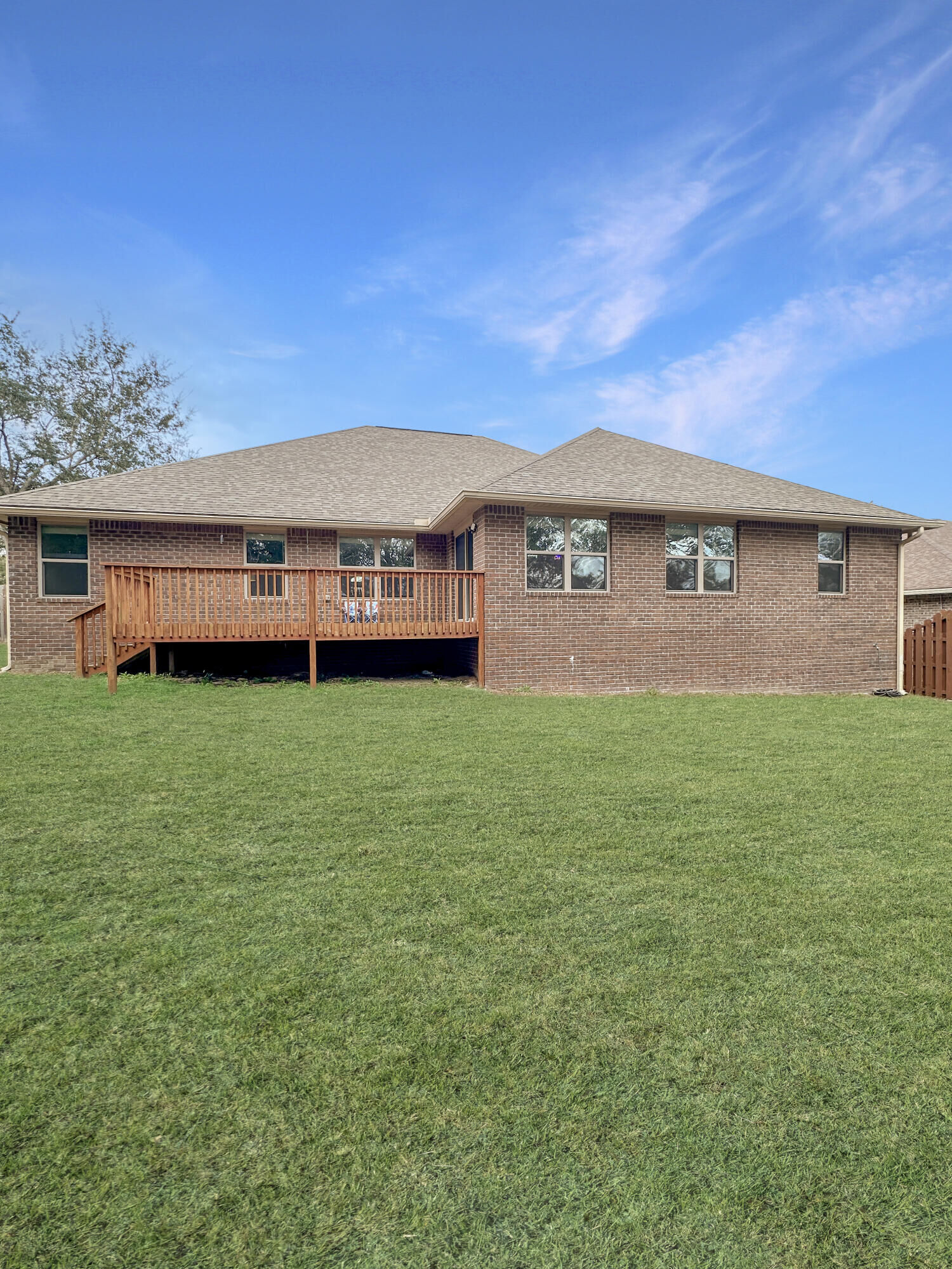 Property Photo:  670 Red Fern Road  FL 32536 