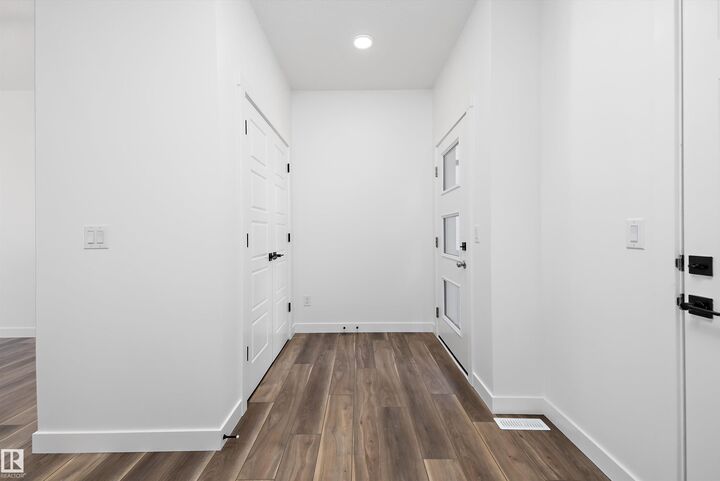 Property Photo:  19304 29 Avenue NW  AB T6M 3B2 