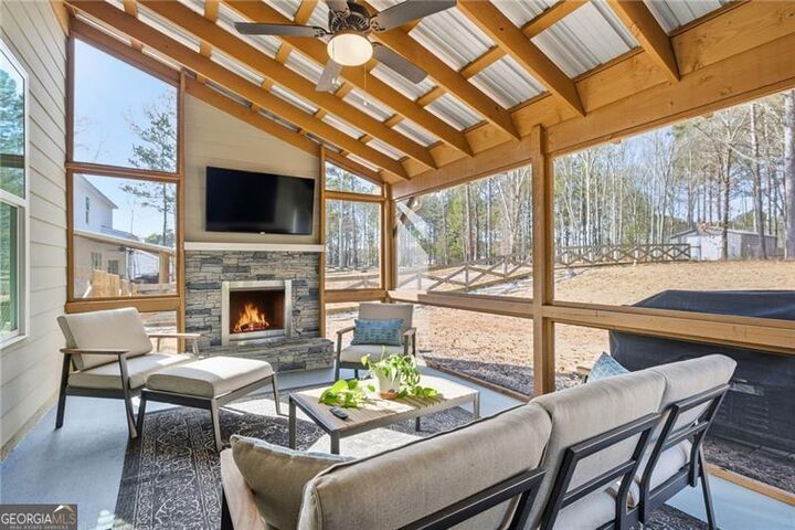 Property Photo:  123 Georgia  Highway 211 SE  GA 30666 