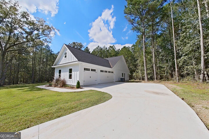 Property Photo:  425 Woodridge Lane  GA 39827 