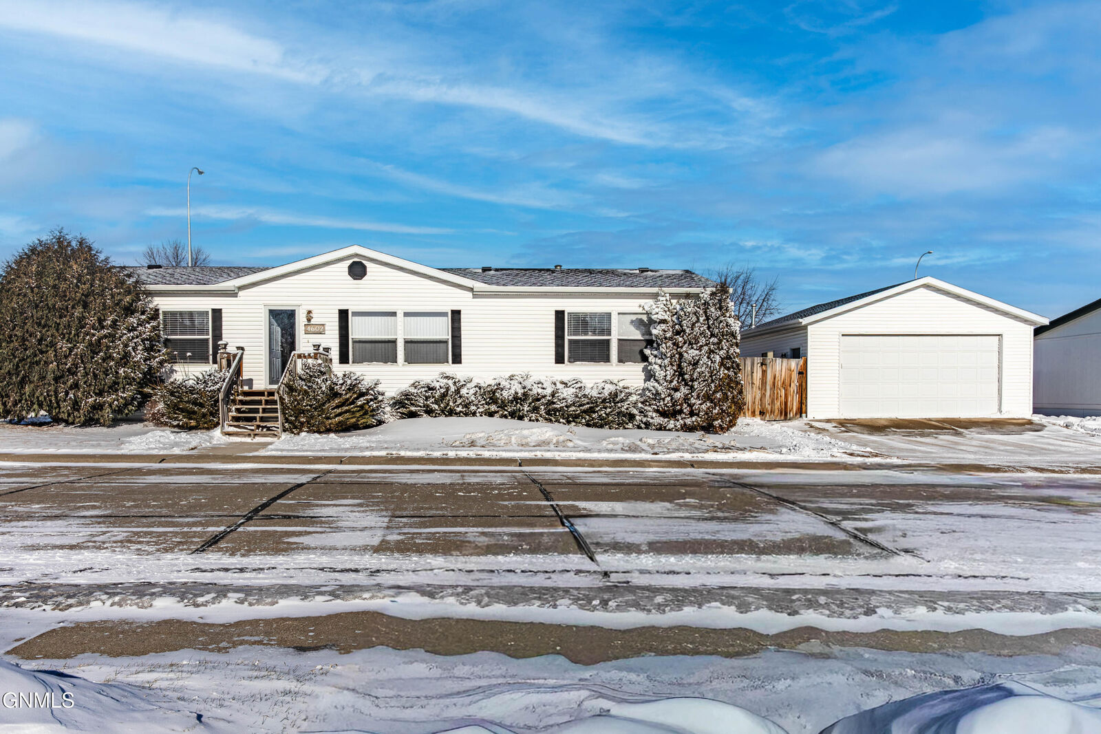Property Photo:  4602 Gates Drive  ND 58503 