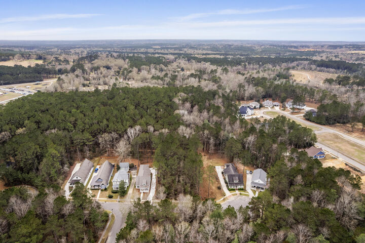 Property Photo: 5 W Crossvine Ct. MS 39402