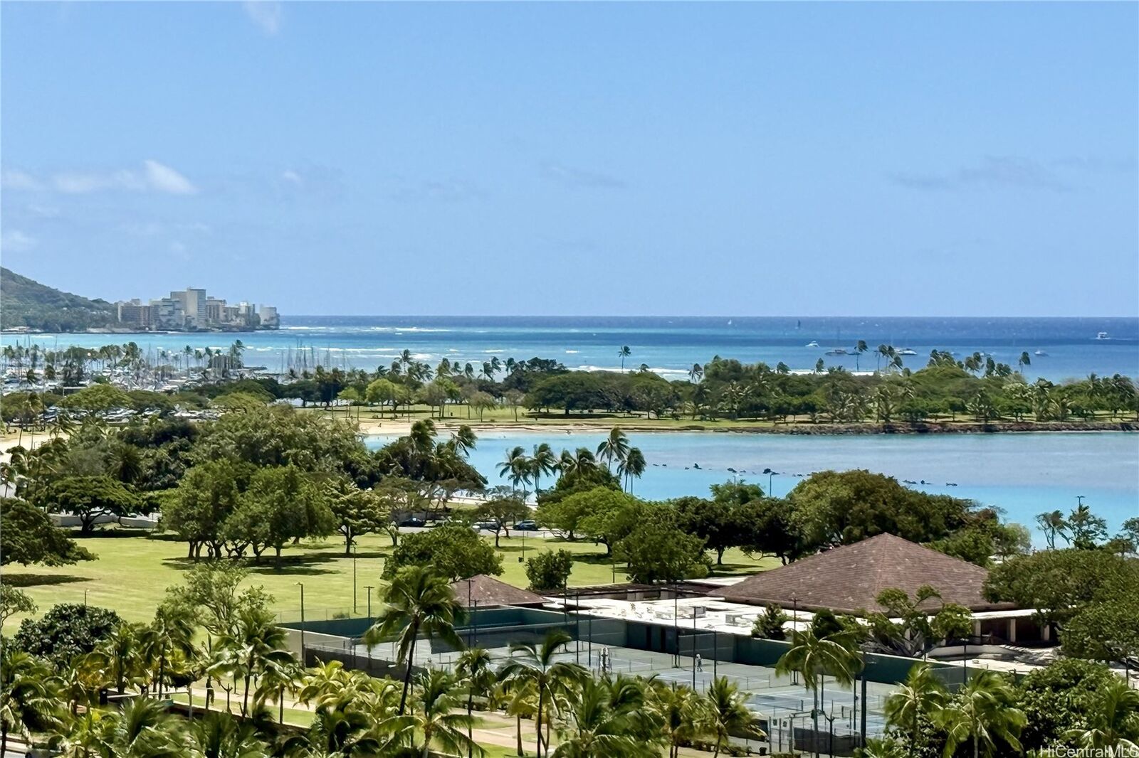 Property Photo:  1108 Auahi Street 1001  HI 96814 