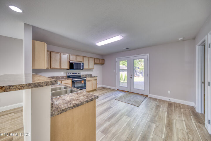 Property Photo:  2725 Tarleton Avenue  TN 37914 