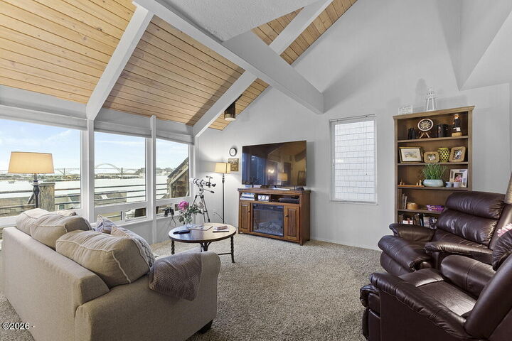 Property Photo:  1000 SE Bay Boulevard 549/649  OR 97365 