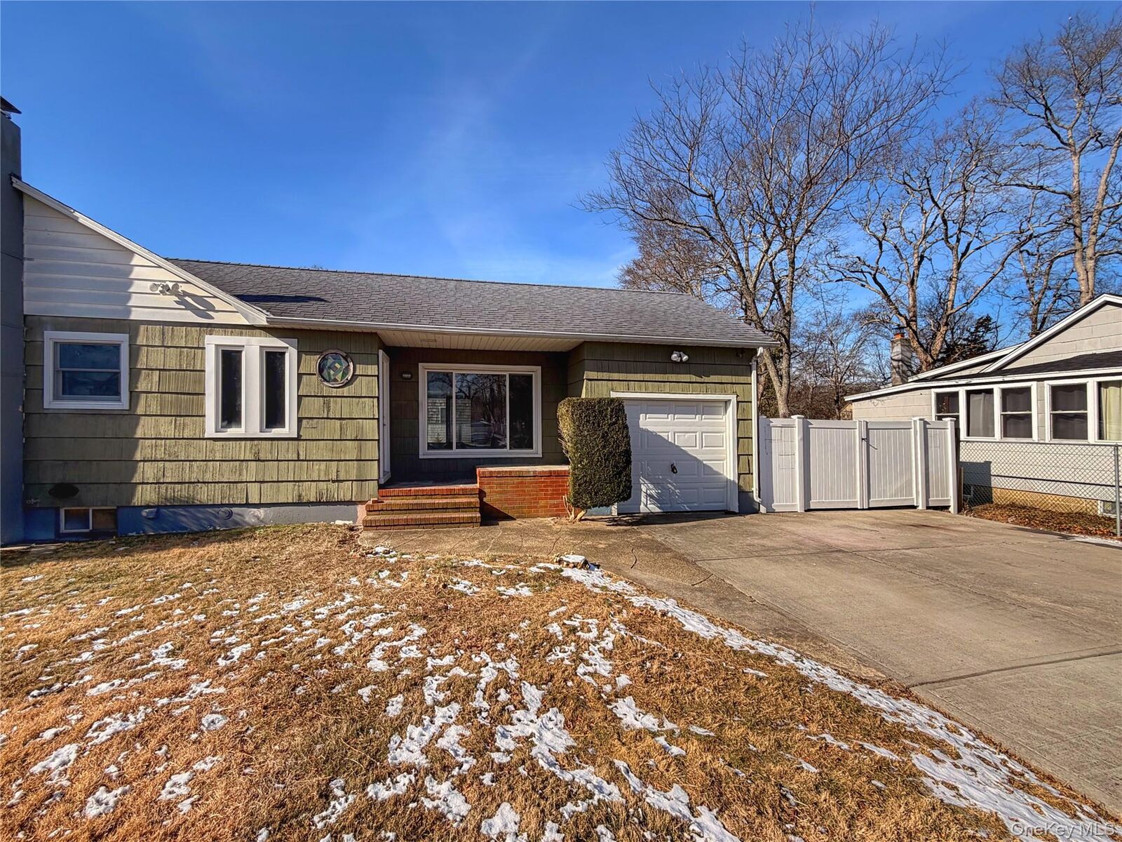 Property Photo: 20 Bogota Road NY 11951