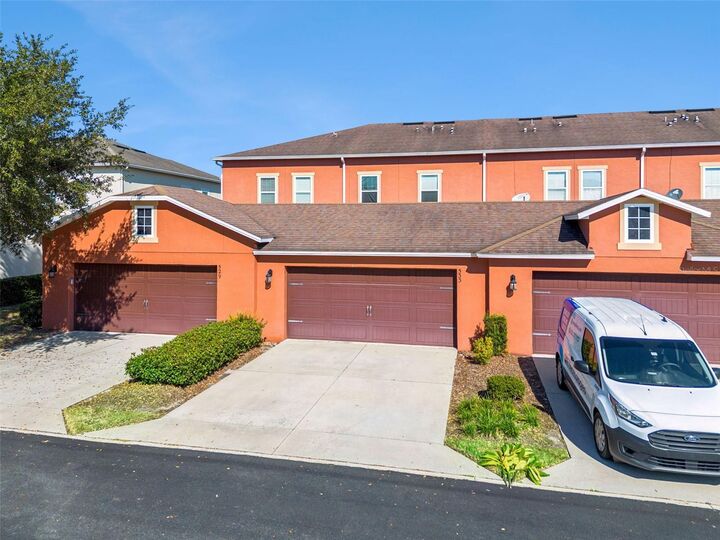 Property Photo:  533 Telfair Square Court  FL 32771 