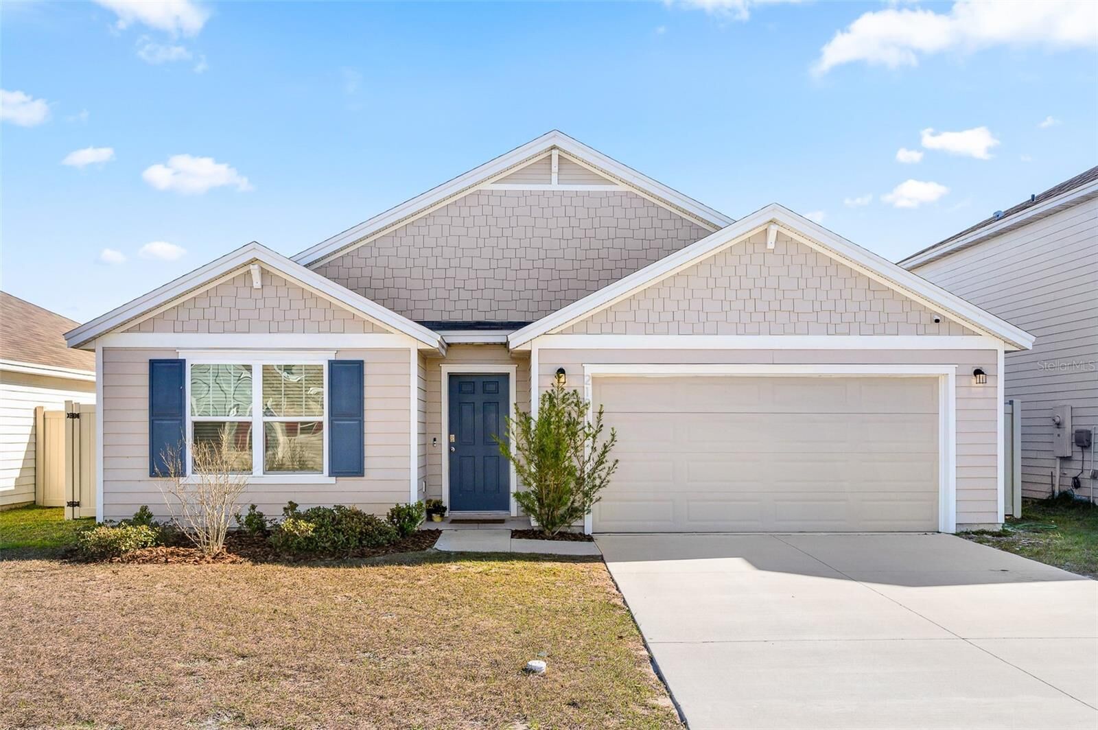 Property Photo:  2181 NW 247th Drive  FL 32669 