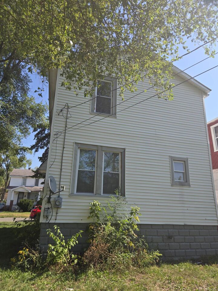 Property Photo:  19235 Lamont Street  MI 48234 