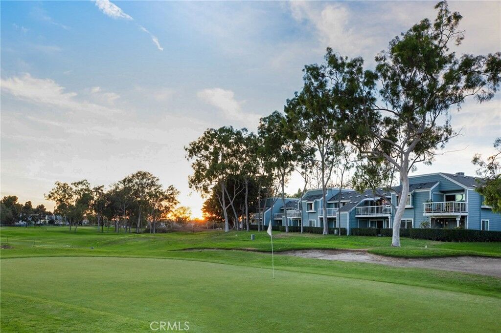 Property Photo:  6004 Bixby Village Drive 22  CA 90803 