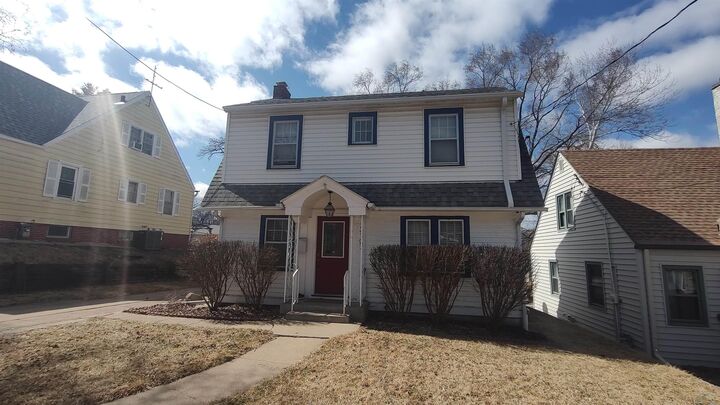 Property Photo:  3107 Summit St.  IA 51104 