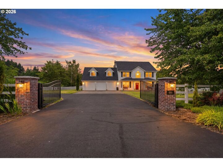 Property Photo:  6810 NE 252nd Way  WA 98604 