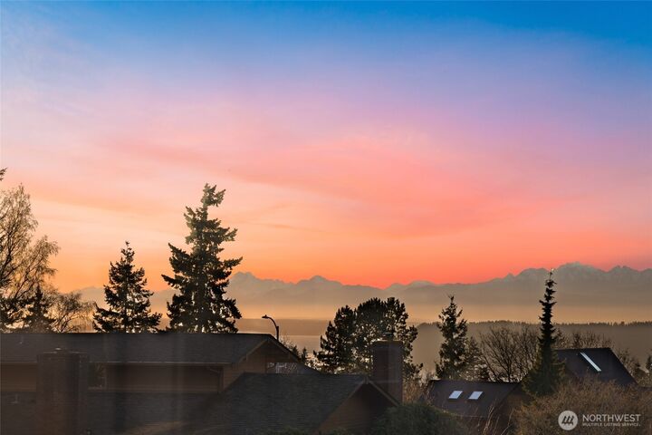 Property Photo:  4503  78th Place SW  WA 98275 