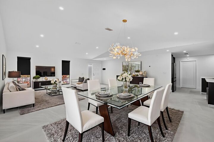 Property Photo:  20833 Sonrisa Way  FL 33433 