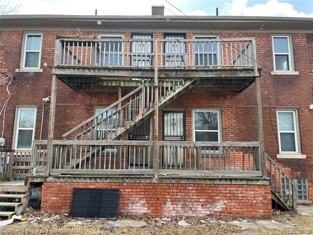 Property Photo:  1350 Alter Road  MI 48215 