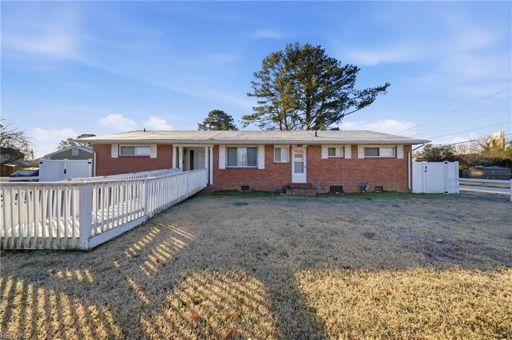Property Photo: 2445 Dominion Ave VA 23518
