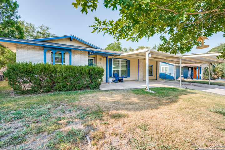 Property Photo:  5210 Foxcross  TX 78219 