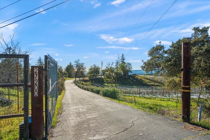 Property Photo: 27200 Loma Prieta Way CA 95033