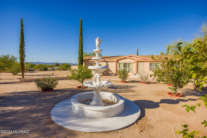 Property Photo:  12320 W High Ridge Drive  AZ 85736 