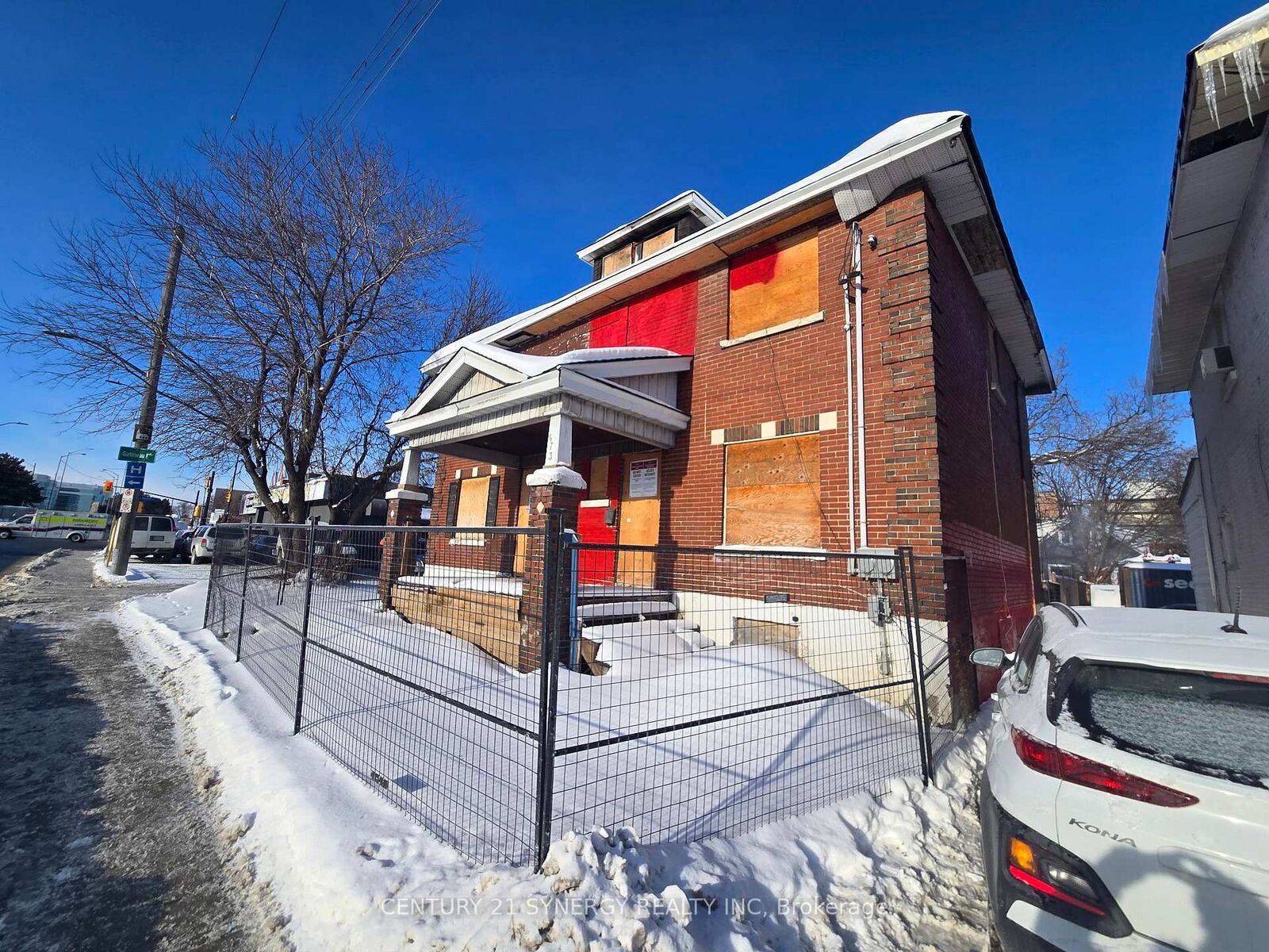 Property Photo:  473 Catherine Street  ON K1R 5T7 