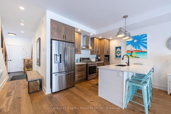 Photo de la propriété: 854 Bourke Street ON P1B 3K6