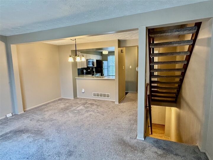 Property Photo:  115 Saxonwald Ln  PA 15234 