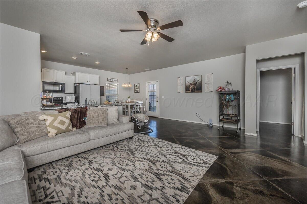 Property Photo:  4903 Ratliff Street  TX 79118-0039 