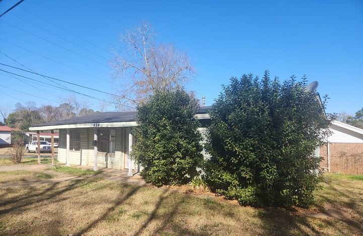Property Photo:  414 2nd Avenue SE  GA 39842 
