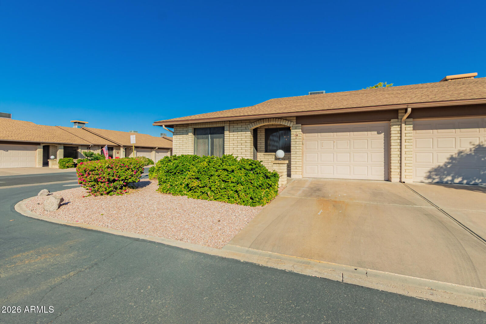 Property Photo:  520 S Greenfield Road 30  AZ 85206 