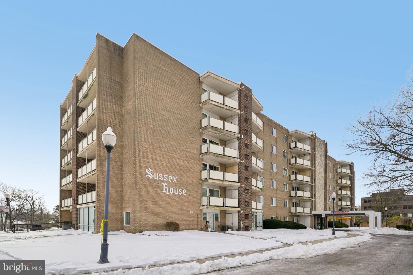 Property Photo:  207 Sussex House  NJ 08034 