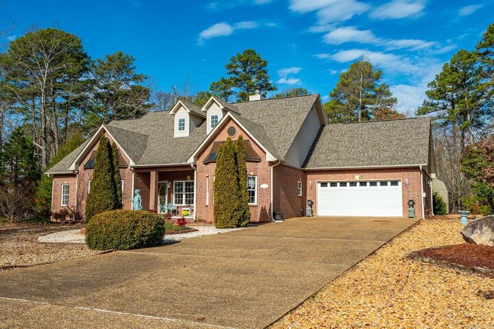 Property Photo:  5 Bosque Place  AR 71909 