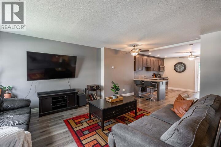 Photo de la propriété: 200 St Clair Boulevard 51 ON N0N 1G0