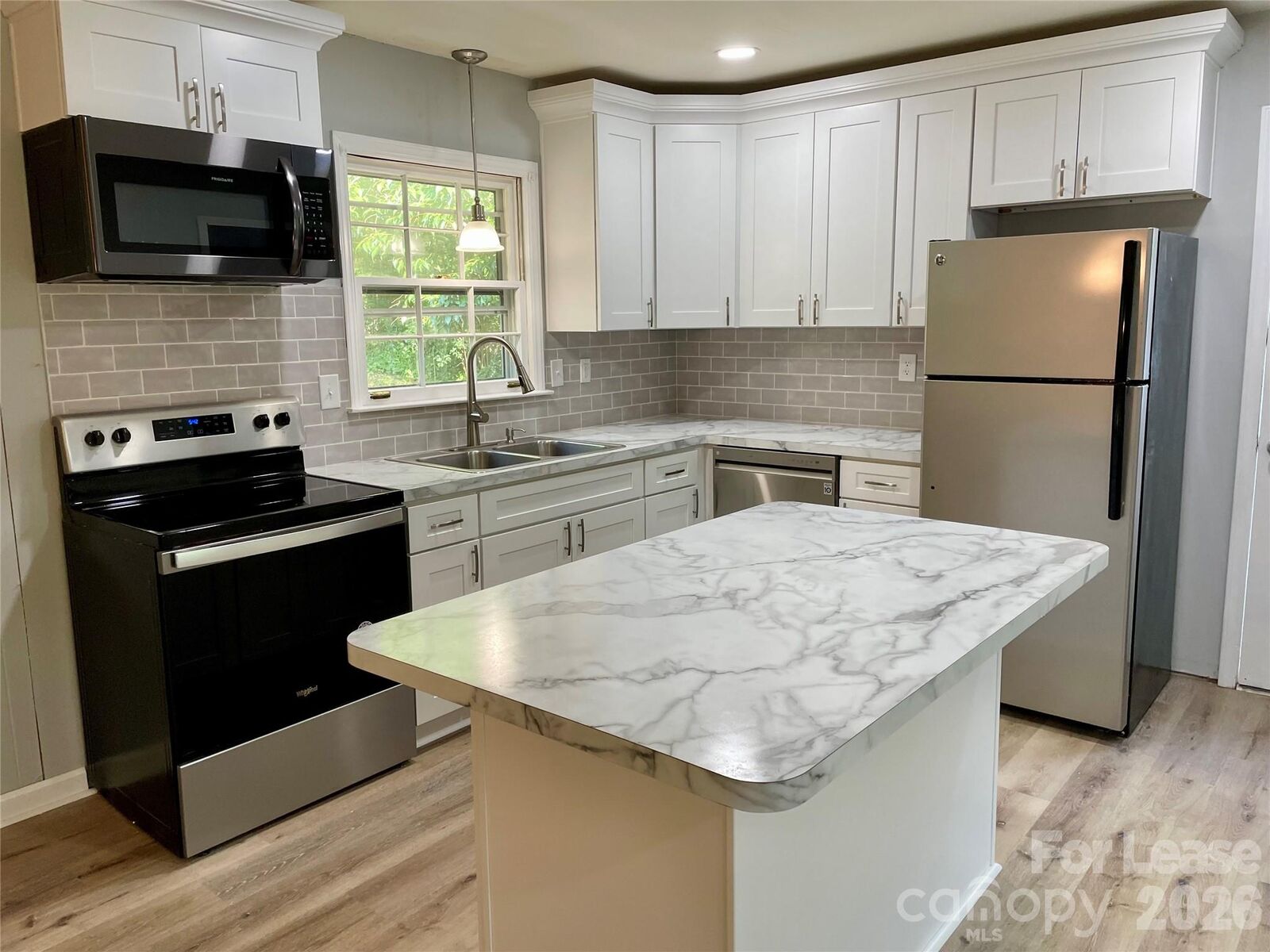 Property Photo:  819 Markwell Drive  NC 28105 