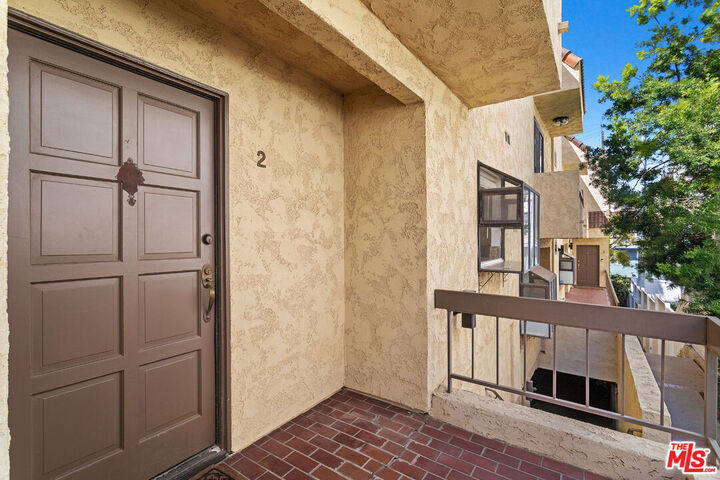 Property Photo:  1825 Westholme Ave  CA 90025 