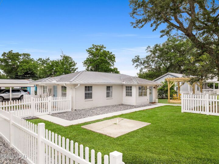 Property Photo: 1301 Foster Avenue A, B FL 32401