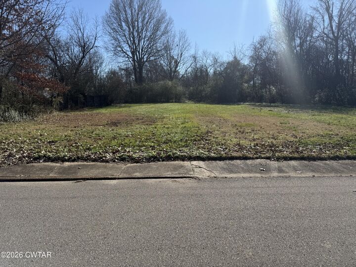 Property Photo:  220 Ash Street  TN 38301 