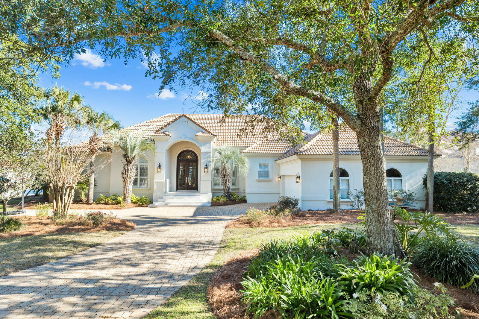 Property Photo:  443 Captains Circle  FL 32541 