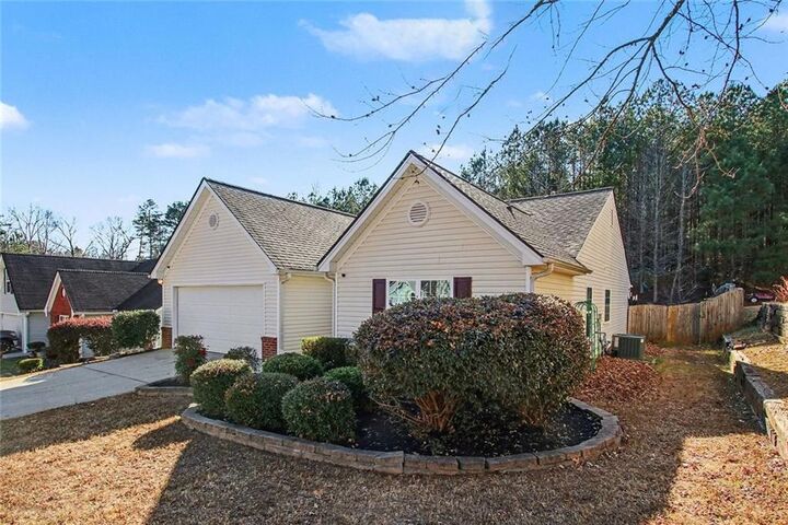 Property Photo: 2125 Mina Lane Drive GA 30518