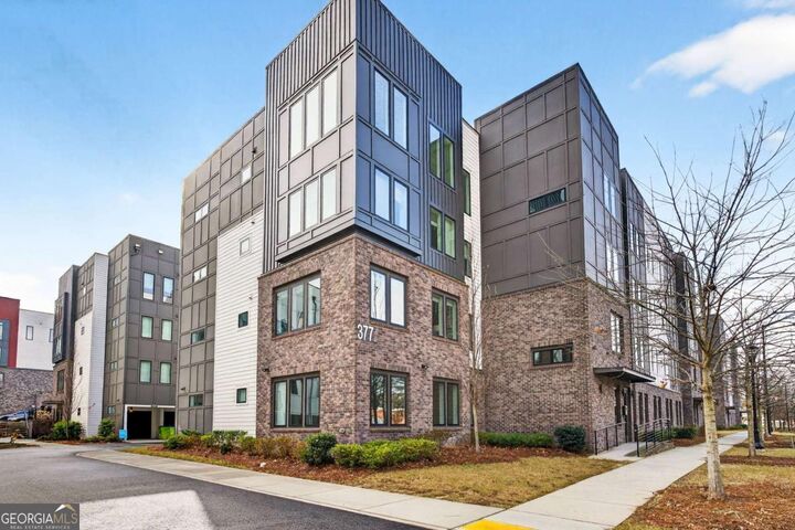 Property Photo: 377 Grant Circle SE 1712 GA 30315