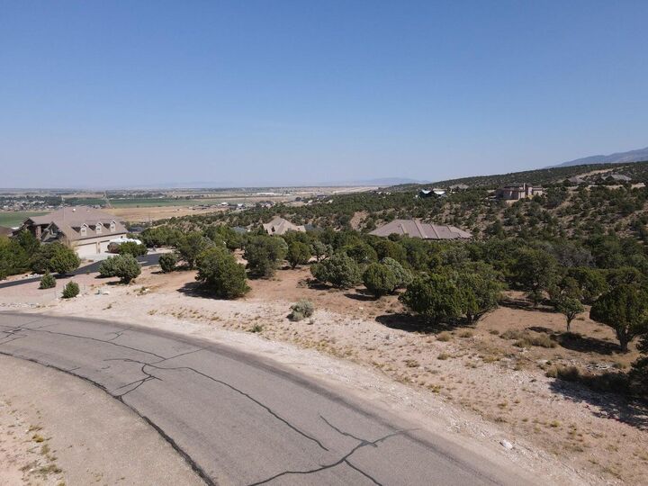 Property Photo:  1095 S Panorama Dr  UT 84720 