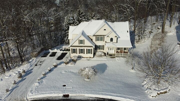 Property Photo:  3 Eagle Crest  NY 10922 