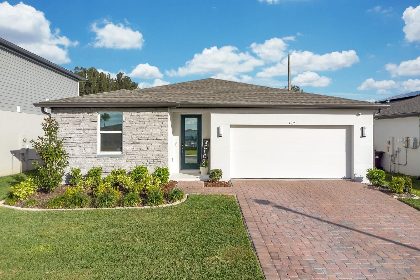 Property Photo:  4675 Sidesaddle Trail  FL 34772 