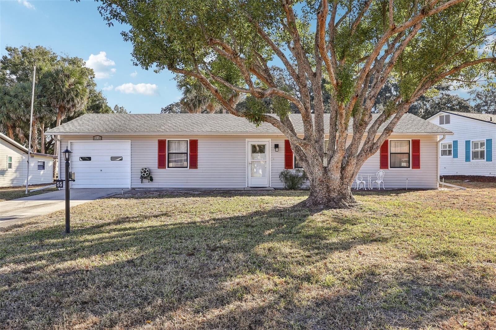Property Photo:  55 Aberdeen Circle  FL 34788 