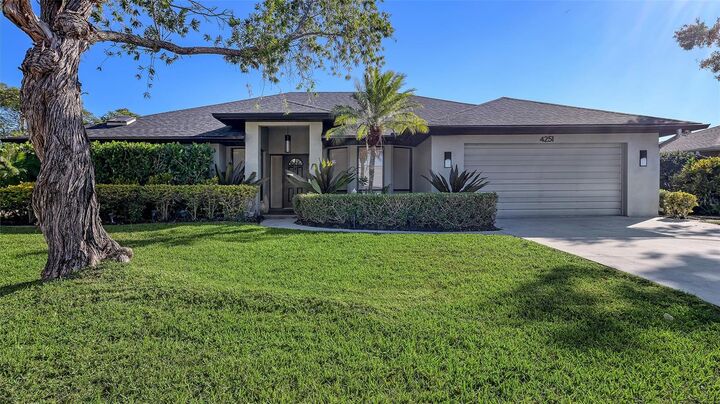 Property Photo:  4251 Pasadena Circle  FL 34233 