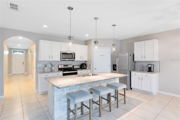 Property Photo:  1600 Spray Terrace  FL 34771 