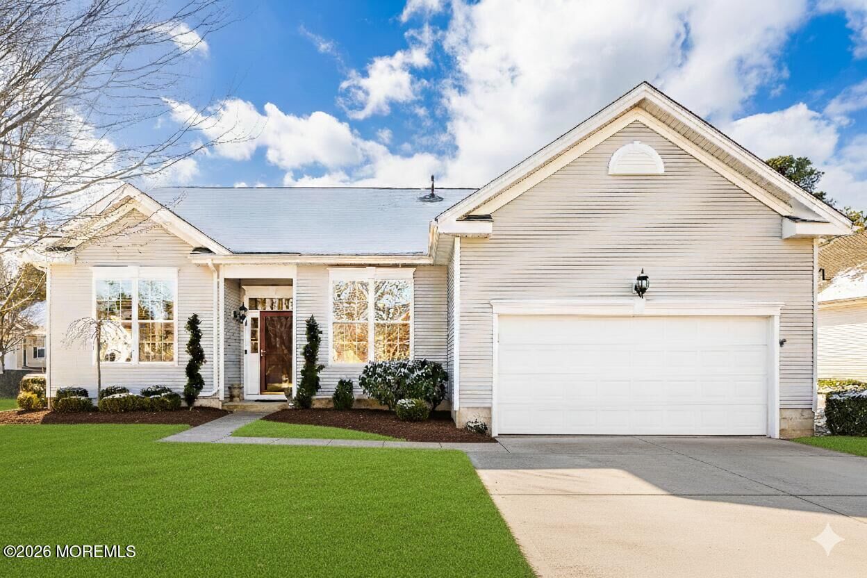 Property Photo:  1 Old Mill Court  NJ 08005 