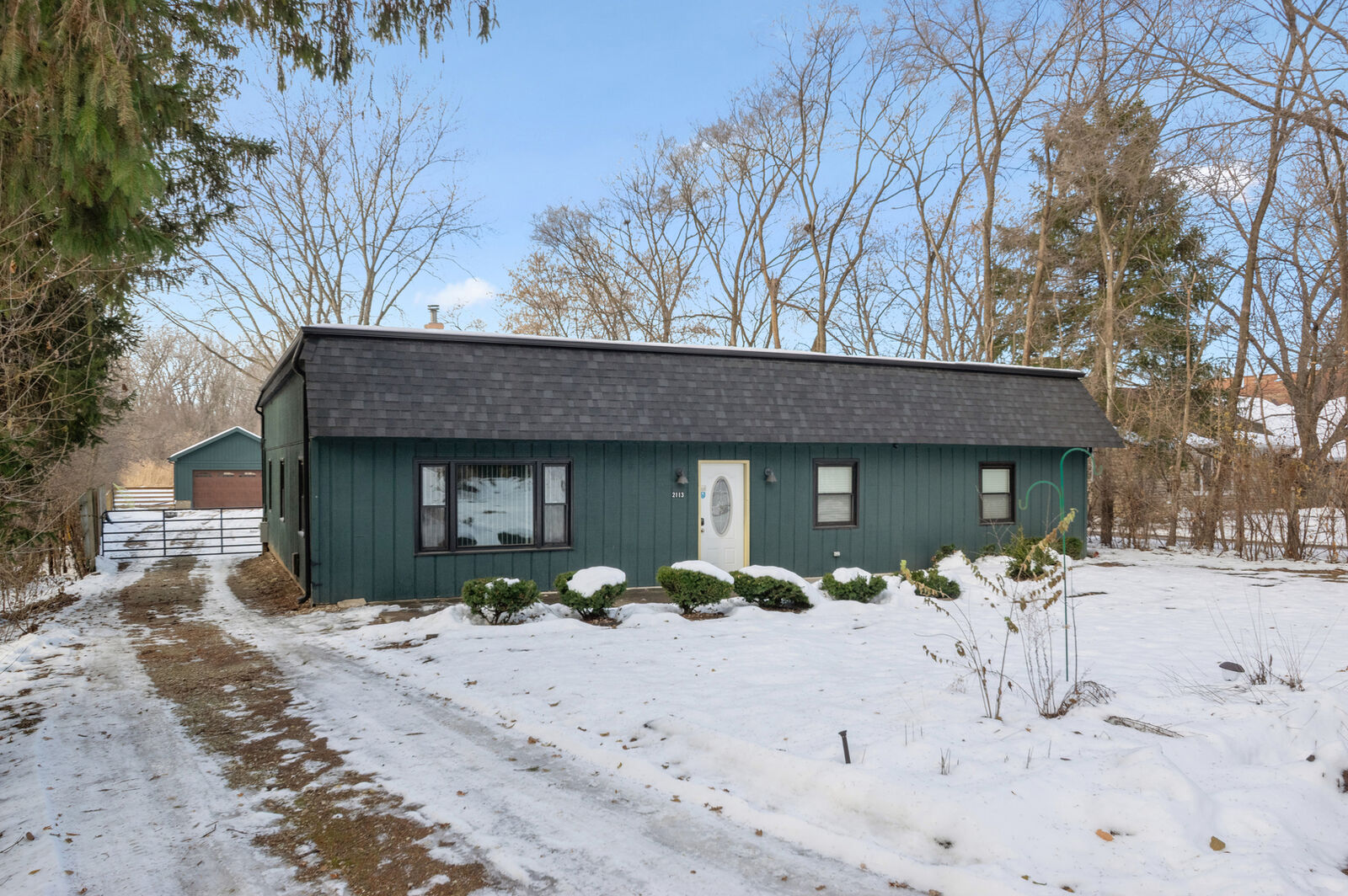 Property Photo: 2113 Highwood Road IL 60051